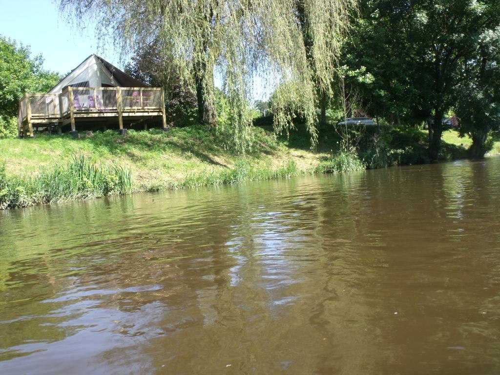 Camping Des Ribieres Hotel Confolens Kültér fotó