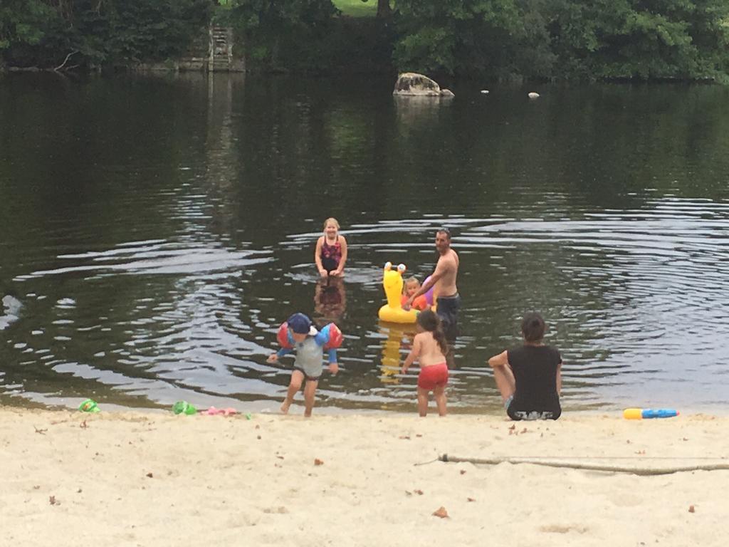 Camping Des Ribieres Hotel Confolens Kültér fotó